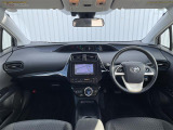 プリウス 1.8 S E-Four 4WD 修復歴無し