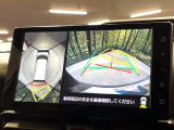 【パノラマモニター】専用のカメラにより、上から見下ろしたような視点で360度クルマの周囲を確認することができます☆死角部分も確認しやすく、狭い場所での切り返しや駐車もスムーズに行えます。