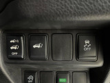【パワーバックドア】スマートキーや運転席のボタンを押すだけでリアゲートが自動で開閉します!荷物を持っている時や、高い位置にあるバックドアを閉める際に便利な機能です♪