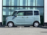【左】当社基準による調査の結果、修復歴車と判断された車両は一部店舗を除き、販売を行なっておりません。万一、納車時に修復歴があった場合にはご契約の解除等に応じます。