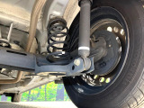 お車を安心してお乗りいただく為には、足回りの定期点検が欠かせません。サービスサポート(有償保証)では無料点検もご提供しており、安心のカーライフをお過ごしいただけるサポート体制が整っています。
