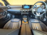 CLAクラス CLA200d 本革シート 修復歴無し