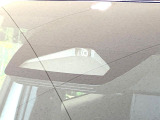 【トヨタセーフティセンス】走行中に前方の車両等を認識し、衝突しそうな時は警報とブレーキで衝突回避と被害軽減をアシスト。より安全にドライブをお楽しみいただけます。