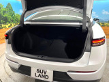 普段のお買い物や通勤、送迎等に十分な荷室スペースを確保しております。