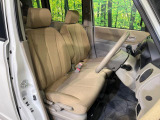 運転席シート廻りは使用感も少なく、良好な状態となっています。丁寧に使われていたことがよくわかりますね。