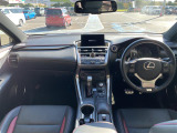 NX 300h Fスポーツ 本革シート 修復歴無し