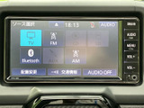 テレビやFM、AM、Bluetoothなど、画面から音源を選べるメニューを表示しています。項目が見渡しやすく、普段使う音楽や放送を選びたいときにも操作の入口を確認しやすいです。