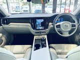 V60 アルティメット B4 ダーク エディション 本革シート 修復歴無し