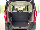 普段のお買い物や通勤、送迎等に十分な荷室スペースを確保しております。セカンドシートを倒すと、大きな荷物の積載も可能です♪