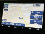 【大画面ナビ】人気の大型9インチナビを装備。存在感のある大画面はインパクト大!ナビ利用時のマップ表示は見やすく、テレビやDVDは臨場感がアップ!いつものドライブがグッと楽しくなります♪