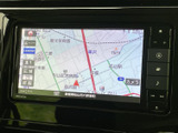 道路や周辺施設が色分けされた地図表示で、現在地周辺の状況を把握しやすい画面です。地名や目印を確認しながら目的地までの道順を確認でき、日常のお出かけにも役立ちます。