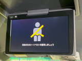 【フリップダウンモニター】大画面モニターで後席でもエンタメをお楽しみいただけます。小さなお子様にも大人気の装備です♪