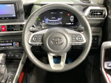 【純正革巻きステアリング】上質な革を使用することで、手にしっかり馴染みとても運転しやすいハンドルです♪