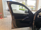 BMWプレミアムセレクション館林では、高年式低走行モデルからMモデル、年式が経ちなかなかディーラーでは見かけないモデルまで幅広いラインナップで認定中古車を取り扱っております。品質に自信があります。