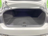 後席を格納すると、これだけの広さが!シーンに合わせたシートアレンジで、大きな荷物も積むことが出来ます♪