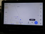純正ナビを装備。タッチパネル式で使いやすく、お出かけもラクラクです。