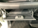 豊富に在庫を取り揃えています。 軽自動車からミニバン、セダン、SUV、話題のハイブリッド車などなど続々入荷中です!