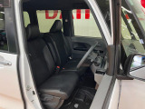 運転席広々