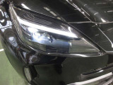 プロジェクター式フルLEDヘッドランプ+LEDクリアランスランプ+LEDデイタイムランニングランプ