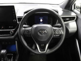 各操作スイッチなどもハンドルから手を放すことなく操作可能で安全運転に支援いたします!