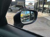 後方から近付いてきた車を知らせてくれます!