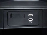 【USB接続】USB接続も可能です。スマホと連動して音楽も再生可能です。