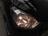 当社では全車、納車前にサービス工場で12ヶ月点検相当の整備を実施しております。そこで確認された不具合箇所は修理しておりますのでご安心下さい。
