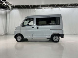 色は人気のブライトシルバーです。