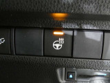 寒い時期ステアリングヒータースイッチ ONでハンドルを温めて手のひらから暖かくしてくれるので快適にドライブできます。