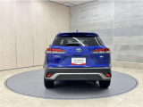 リヤ、後ろから見るとまた車の印象が変わってきますね☆☆