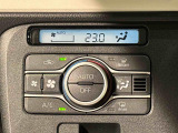 車内空調は&rdquo;AUTOエアコン&rdquo;にお任せ。運転に集中出来ますよ!