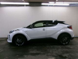 C-HR ハイブリッド 1.8 S GR スポーツ 