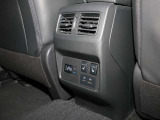 納車前に法定点検・消耗部品交換などの整備を実施します。費用は支払い総額の中にふくまれています。