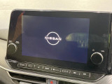 【大画面ナビ】人気の大型9インチナビを装備。存在感のある大画面はインパクト大!ナビ利用時のマップ表示は見やすく、テレビやDVDは臨場感がアップ!いつものドライブがグッと楽しくなります♪