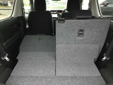 シートアレンジで人も荷物も載せれます。