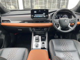 アウトランダー PHEV 2.4 P 4WD 