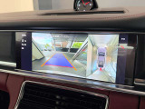 お車でお越しの方は、新御堂筋に面しておりアクセスが便利です。新名神「箕面とどろみIC」や名神「吹田IC」など、各方面の主要道路からスムーズにご来店いただける、お車でもアクセスしやすい好立地です。