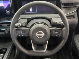 【ステアリングスイッチ】運転中、前方から目線をそらすことなく、オーディオ等の操作が可能な便利機能!安心&快適なドライブを演出してくれます♪