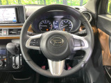 【純正革巻きステアリング】上質な革を使用することで、手にしっかり馴染みとても運転しやすいハンドルです♪