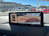 バックカメラで車庫入れをサポートします♪