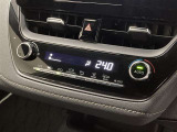 オートエアコンで細かい温度調節ができます。車内をいつでも快適空間にしてくれます。