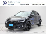 スポーツライクモデルのRライン。ブラックスタイル専用デザインとしてルーフレール、ドアミラーなどをブラックアウトに。引き締まった感を演出しました。