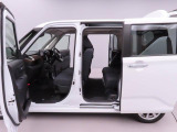 愛知ダイハツではお車をご購入頂いた後が本当のお付き合いのスタートだと思っています。 ですので定期点検や車検もお得なパックをご用意してお客様に頼りにされるダイハツディーラーを目指しています☆