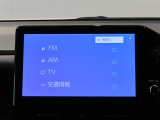 純正ナビを装備。タッチパネル式で使いやすく、お出かけもラクラクです。