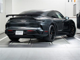 タイカン ターボ GT ウィズ ヴァイザッハパッケージ 4WD 
