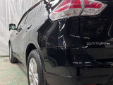 オイル・タイヤ交換などの日常整備などはもちろん、車検対応、事故や故障の修理対応など、様々な場面にてお客様をサポート致します。