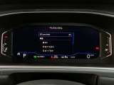 運転支援システムのオン・オフがステアリングスイッチから操作可能です。
