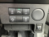 車の角に設置する超音波センサーのことで障害物が近づくとその距離に応じた音で接近を知らせてくれるコーナーセンサー付き♪