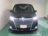 明度の高いLEDヘッドライトで、夜間の運転も安心です。