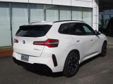名鉄AUTOオリジナルコーティングMコートをはじめウインドフィルム施工、ドライブレコーダー取付、BMWパフォーマンスアクセサリーなど各種承ります。